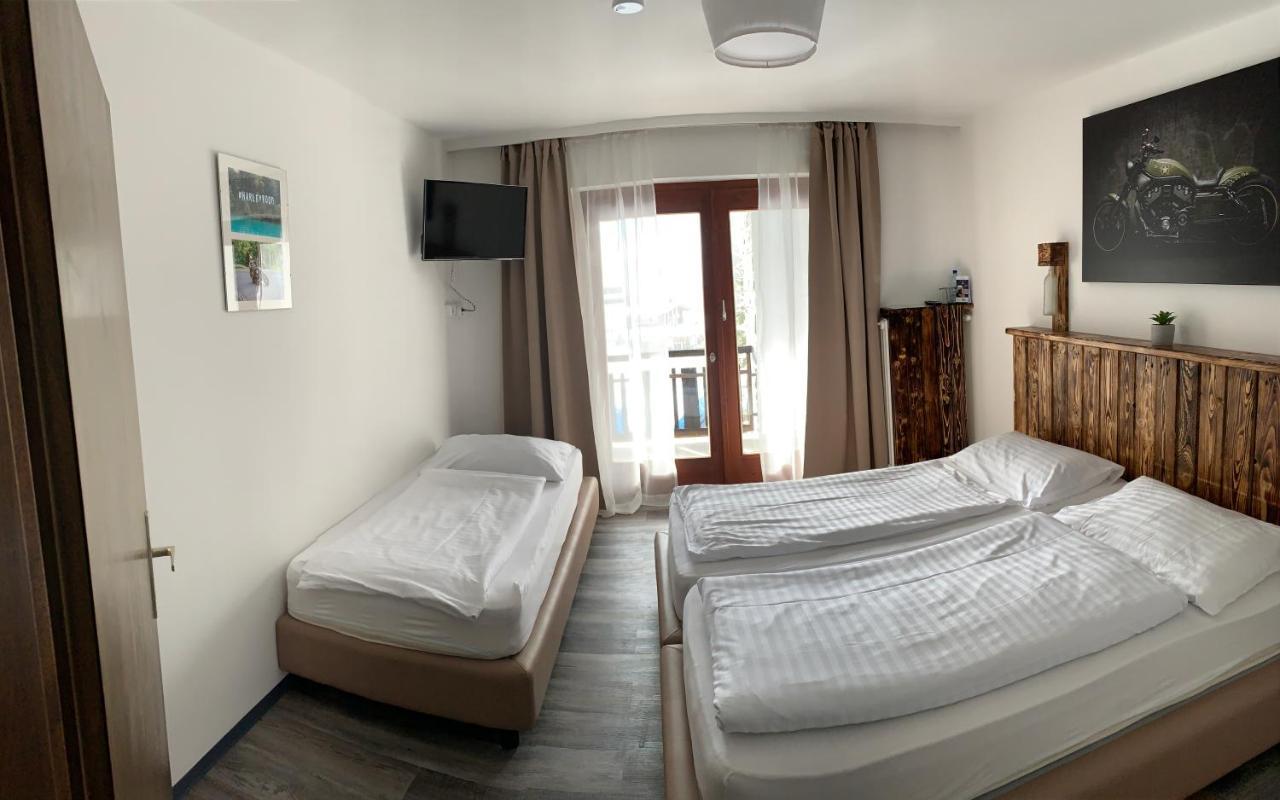 La Irmania Pension Ledenitzen Екстер'єр фото